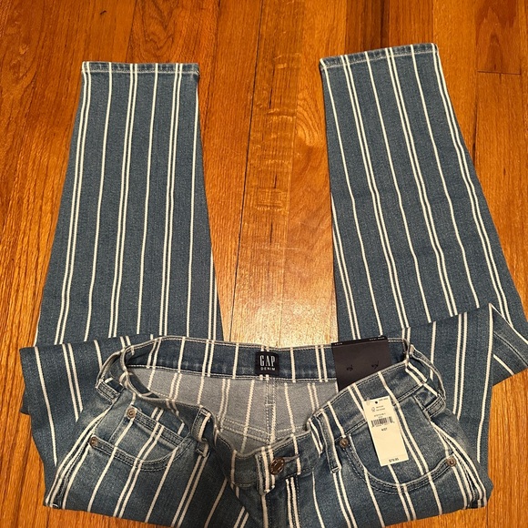 Railroad Gap Skinny Jeans - Picture 4 of 6